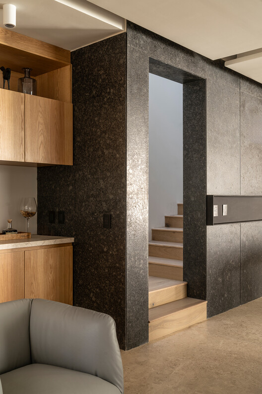 Casa Auseva / graus - fotografía de interiores, madera, puertas