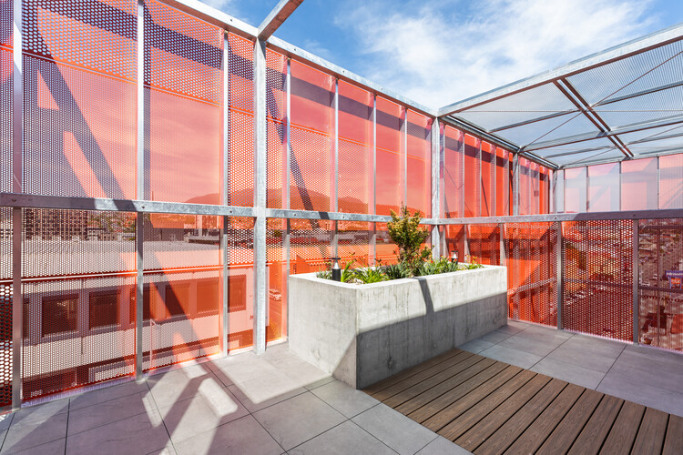 Proyecto Independiente Jóvenes 2 Campbell Street / Liminal Architecture - Imagen 4 de 23