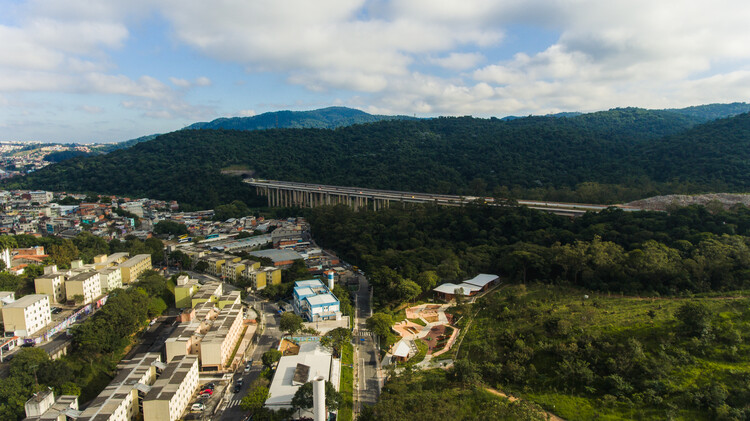 Parque Lineal Córrego do Bispo/Naturaleza Urbana - Imagen 2 de 24