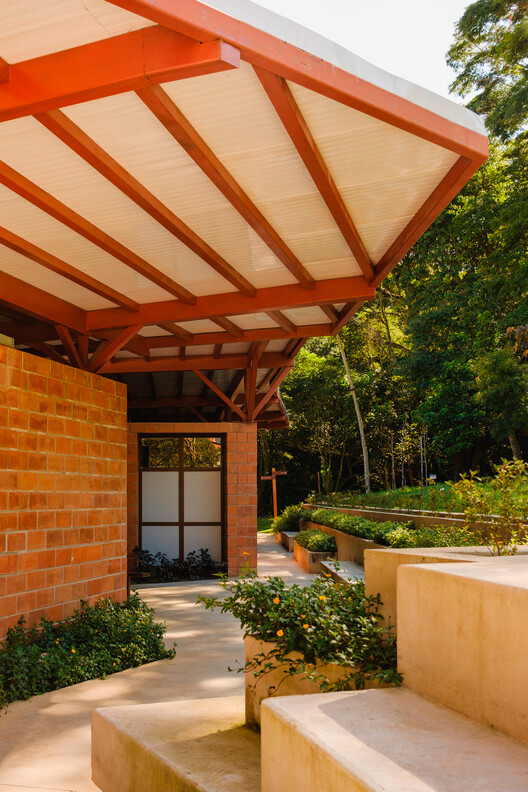 Parque Lineal Córrego do Bispo / Natureza Urbana - Fotografía de interiores, madera, jardín, fijación de vigas