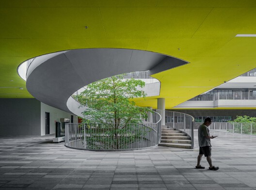 Escola Futian Lvzhou Shenzhen / CCDI Dongxiying Studio - Fotografia de Exterior