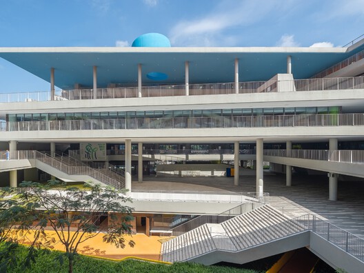 深圳绿洲小学 / 悉地国际东西影工作室