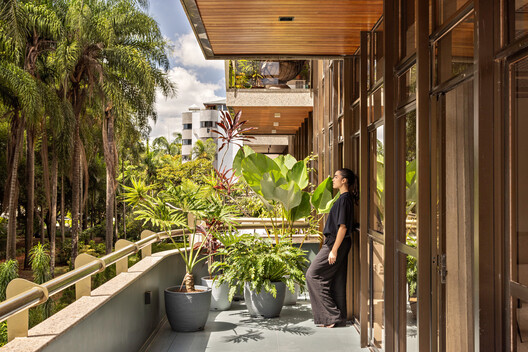 Moiré Apartment / CODA Arquitetura - Interior Photography, Balcony, Garden, Courtyard