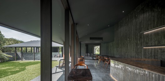 Cafe. MADA in the Little Garden  / BodinChapa Architects - Interior Photography