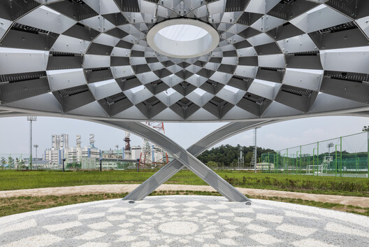 archdaily.com - Antonia Piñeiro - International Day for Clean Energy: Local Responses to the Spatial Impacts of Energy Production