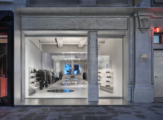 ALL U RE - Menswear Store / I/O architects - Image 2 of 17