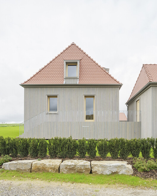 Semi-Detached House in Friedrichsruhe / larob. studio für architektur + Florian Nagler Architekten - Exterior Photography