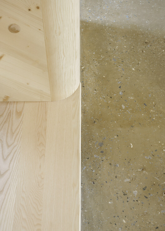 Semi-Detached House in Friedrichsruhe / larob. studio für architektur + Florian Nagler Architekten - Image 12 of 26