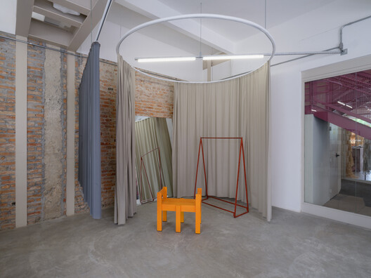 ÃO ATELIÊ/SHOWROOM / Clube ÃO ATELIÊ/SHOWROOM / Clube - Image 3 of 33