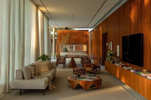 GC House / Estúdio Naia - Interior Photography, Living Room, Chair