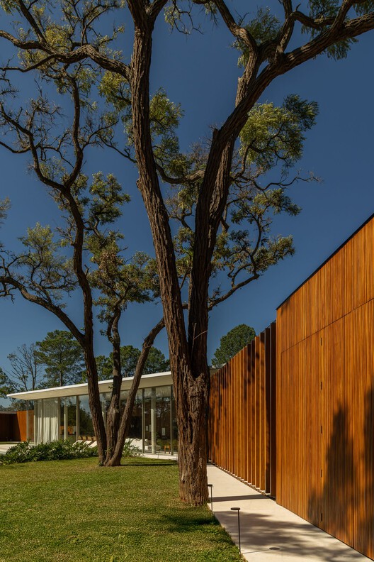 GC House / Estúdio Naia - Exterior Photography