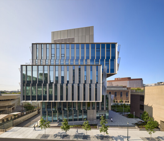 University of Pennsylvania Vagelos Laboratory for Energy Science and Technology / Behnisch Architekten