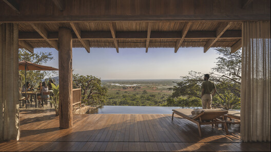 Foster + Partners Plans Airport-Led Urban Development Outside Luanda, Angola - Image 6 of 8