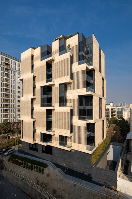 Lumen Residential Building / Next Office–Alireza Taghaboni - Exterior Photography, Balcony