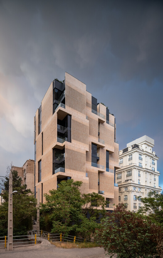 Lumen Residential Building / Next Office–Alireza Taghaboni - Exterior Photography, Balcony