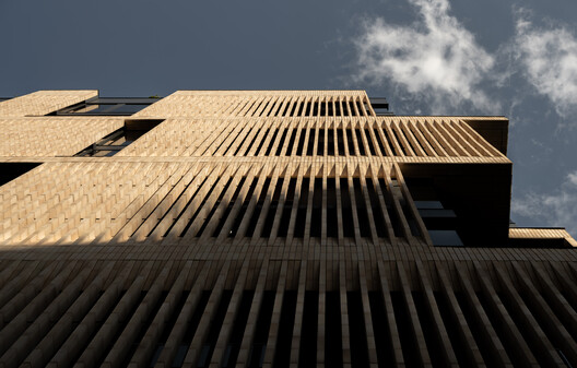 Lumen Residential Building / Next Office–Alireza Taghaboni - Image 5 of 16
