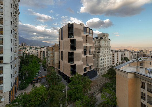 Lumen Residential Building / Next Office–Alireza Taghaboni - Image 13 of 16