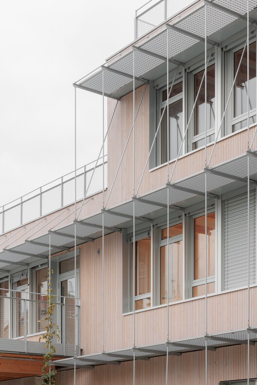 Dominique Frelaut School Group / Tectoniques Dominique Frelaut School Group / Tectoniques - Exterior Photography, Balcony
