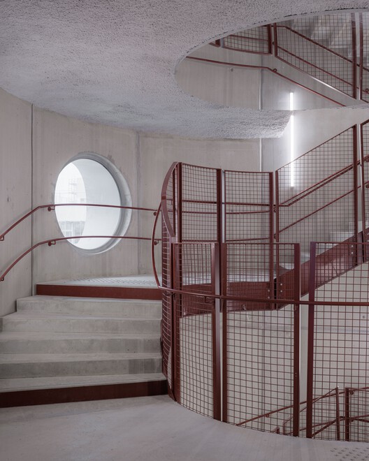 Dominique Frelaut School Group / Tectoniques Dominique Frelaut School Group / Tectoniques - Image 17 of 38