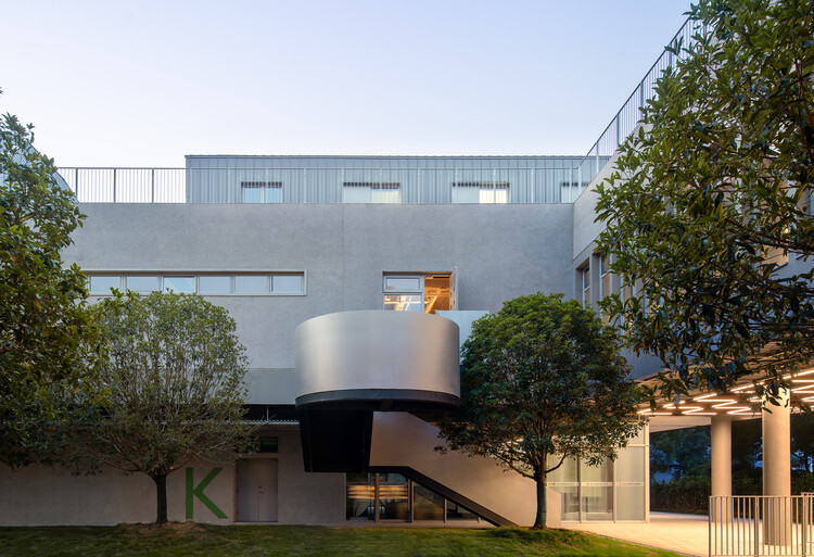 7Hills Yard - Hillstation Brand Center / ConCom Studio - Exterior Photography, Courtyard