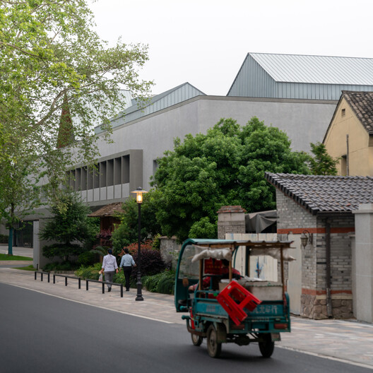 7Hills Yard - Hillstation Brand Center / ConCom Studio - Image 8 of 49