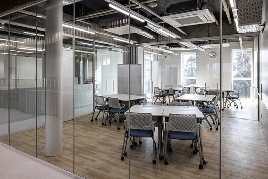 Tsuruoka City Shonai Nursing School / MIKAMI Architects - Interior Photography, Dining room, Chair, Glass
