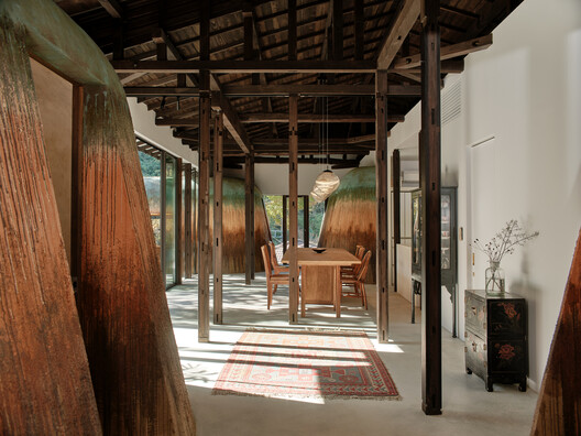 Haniyasu House / AATISMO - Interior Photography, Wood, Beam