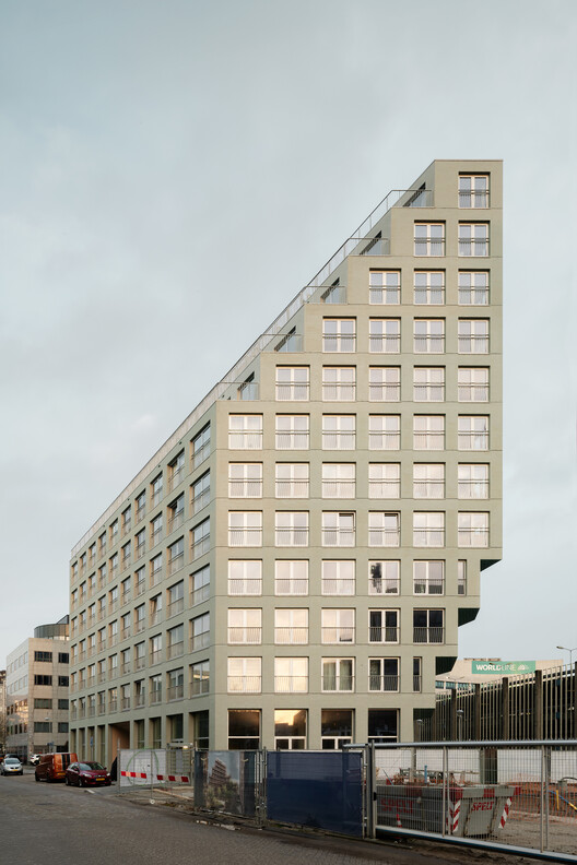 Octavia Hill / Studioninedots - Exterior Photography, Social Housing
