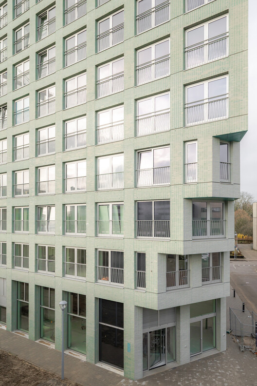 Octavia Hill / Studioninedots - Exterior Photography