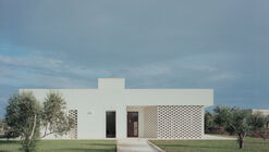 Olive House / Margine