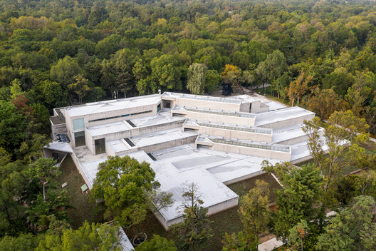 When Art Came First: Spatial Experiments That Shaped Architecture in Latin America - Image 10 of 16