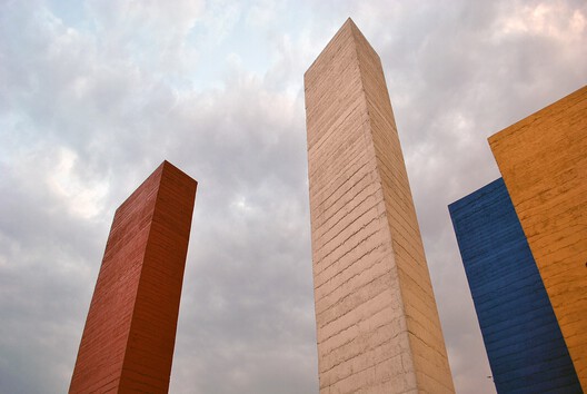 When Art Came First: Spatial Experiments That Shaped Architecture in Latin America - Image 11 of 16