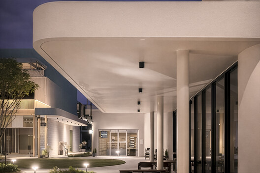 My Front Yard / Architectkidd My Front Yard / Architectkidd - Image 15 of 17