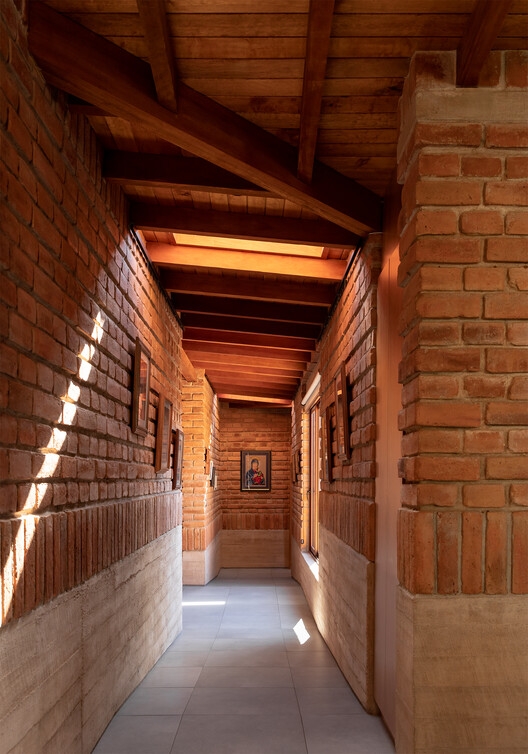 Arupo House / Cordada Arquitectura Arupo House / Cordada Arquitectura - Image 13 of 31