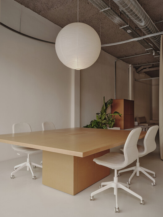 Sornells 21 Studio / Paloma Bau Studio - Interior Photography, Dining room, Wood, Table, Lighting, Chair