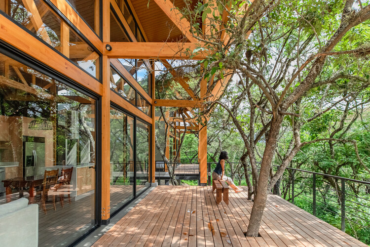 Casa Bosque / Espinoza Carvajal Arquitectos - Fotografía de interiores, madera, fijación de vigas