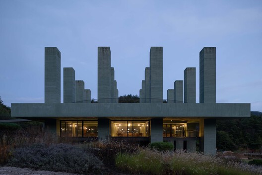REST Garden Restaurant / Pezo von Ellrichshausen - Exterior Photography, Column