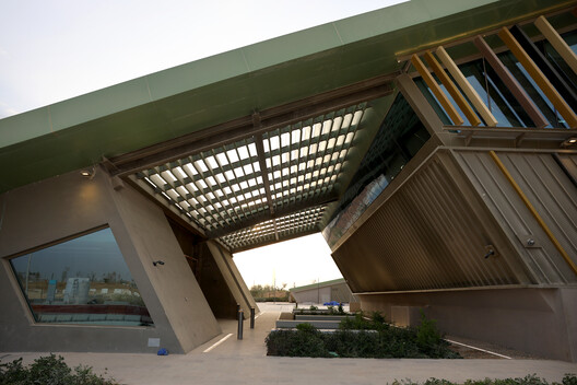 Operations & Maintenance Building at the King Salman Park   / Omrania - Interior Photography