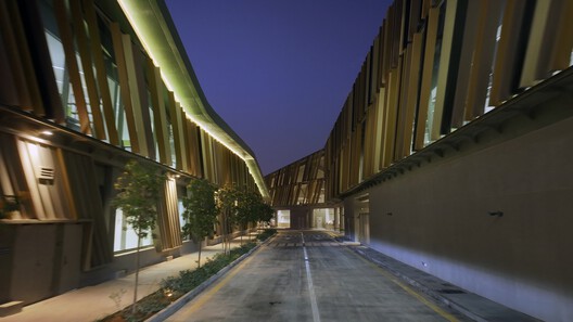 Operations & Maintenance Building at the King Salman Park   / Omrania - Exterior Photography