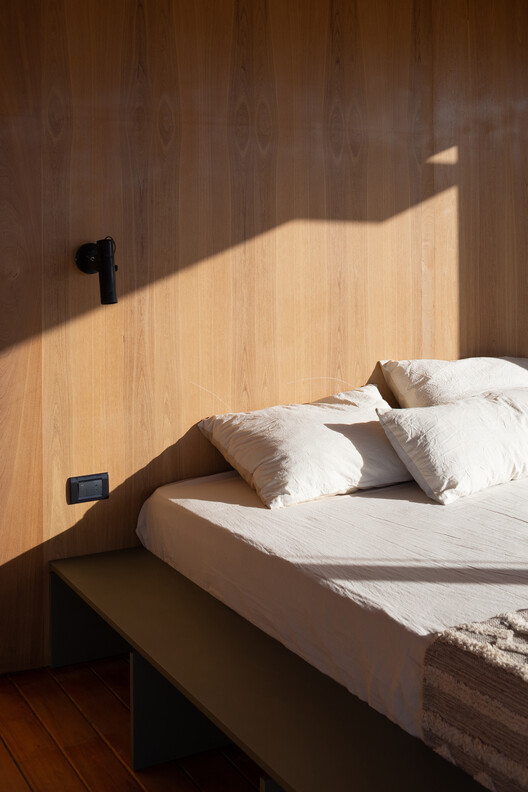 Habitáculos La Cunka / Galetto estudio - Fotografía interior, Dormitorio, Camas, Madera, Iluminación
