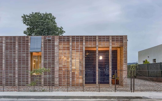 La Montse and Manel's House / OBO Estudi - Exterior Photography, Wood, Brick