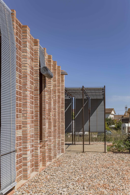 La Montse and Manel's House / OBO Estudi - Image 10 of 22