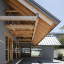 Folded Roof House / ISHIZAKI ARCHITECTS - Houses