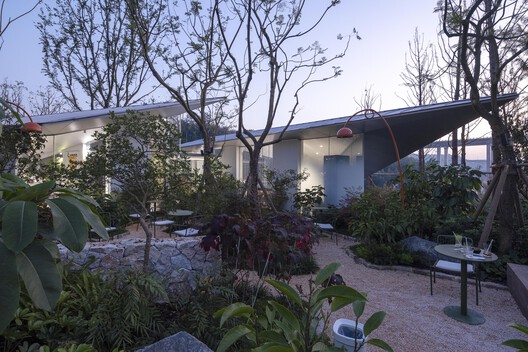 Chongqing Luxerivers Café / Wide Horizon + Epiphany Architects - Exterior Photography, Garden