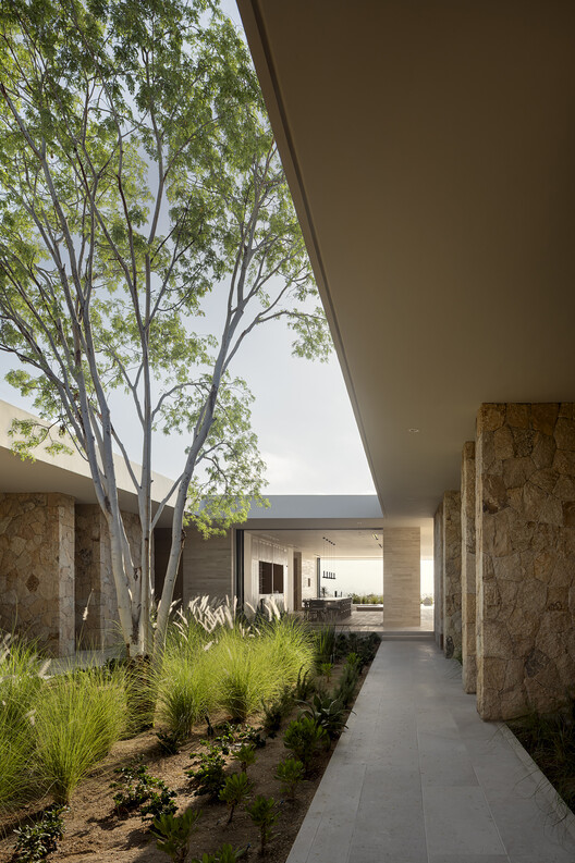 Casa La Vista / Medeza + Querencia Design Center + Vertebral - Imagen 8 de 22