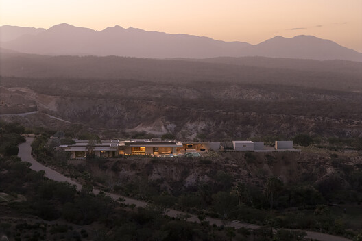 Casa La Vista / Medeza + Querencia Design Center + Vertebral - Imagen 20 de 22