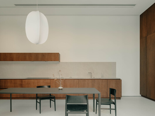 Inverted House / TIMM Inverted House / TIMM - Interior Photography, Kitchen, Wood, Table, Chair