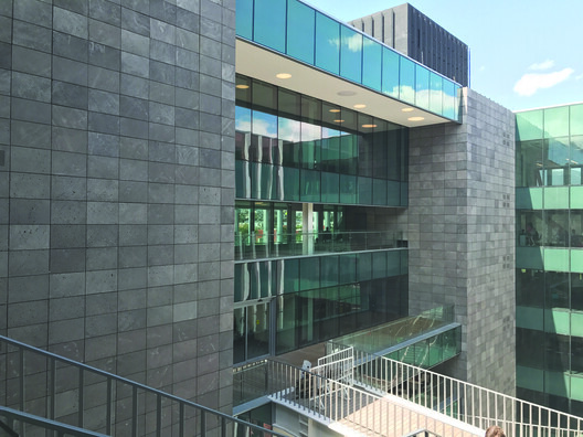 What is hidden behind ventilated facade panel installations? What is hidden behind ventilated facade panel installations? - Image 10 of 18