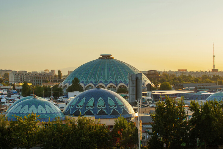 Tashkent Architecture City Guide: Ten Buildings of Soviet Hybrid Modernism - Featured Image