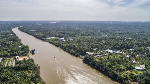 Ben Tre Buddhist Temple & Ancestral Hall / VTN Architects (Vo Trong Nghia Architects) - Image 11 of 17